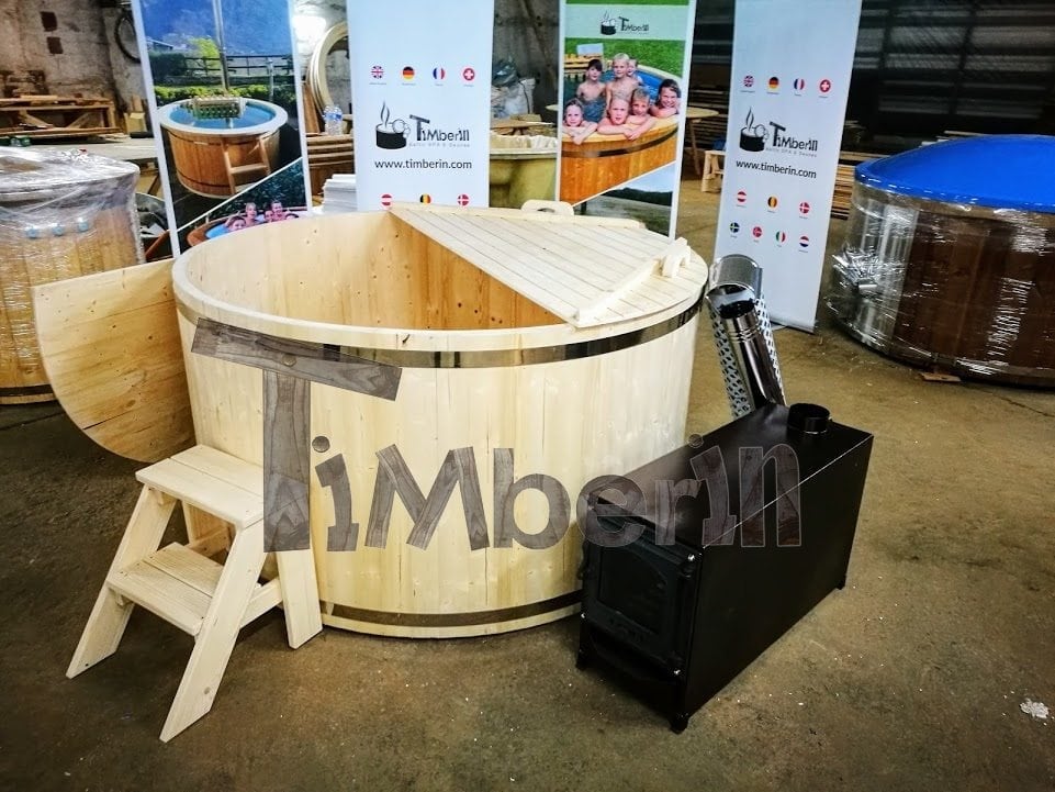 Badezuber Hot Tub aus Holz 21 Badezuber aus Fichte Holz mit Aussenofen