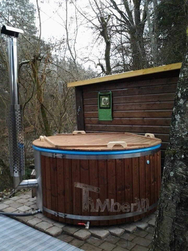 Außen-Jacuzzi mit integriertem Ofen, Thermoholz, Wellness ...
