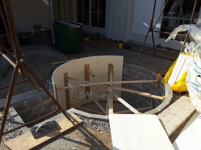 Badetonne Fieberglas Terrasse Einbaumodell, Anton, Bayern, Deutschland 4 Badetonne Fieberglas Terrasse Einbaumodell, Anton, Munich, Deutschland (4)