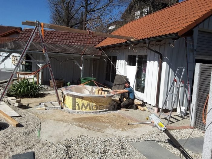 Badetonne Fieberglas Terrasse Einbaumodell, Anton, Bayern, Deutschland 6 Badetonne Fieberglas Terrasse Einbaumodell, Anton, Munich, Deutschland (6)