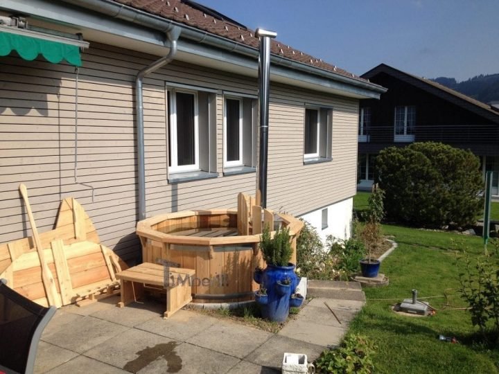 Holzbadezuber Deluxe Sibirische Fichte, Lärche, Kornel, Eggersriet, Schweiz (2)