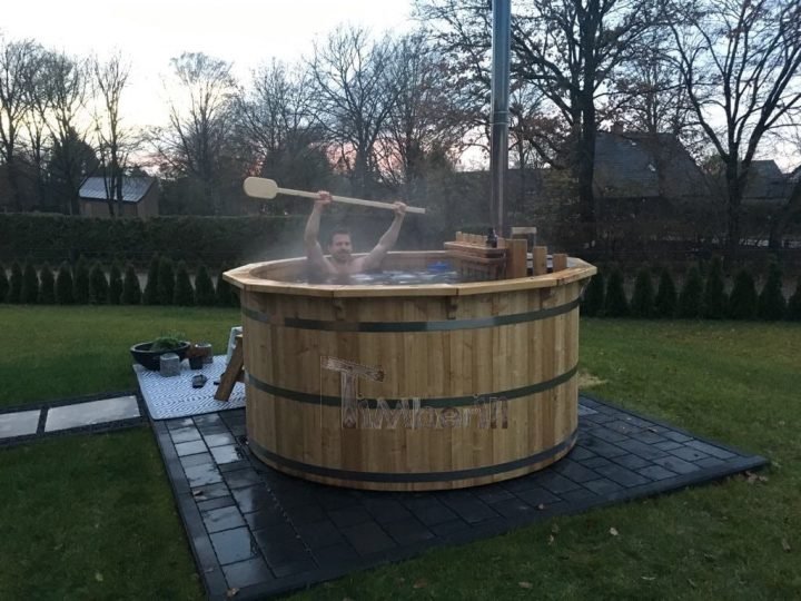 Holzbadezuber Deluxe Lärche, Tobias, Tiddische, Deutschland (1)