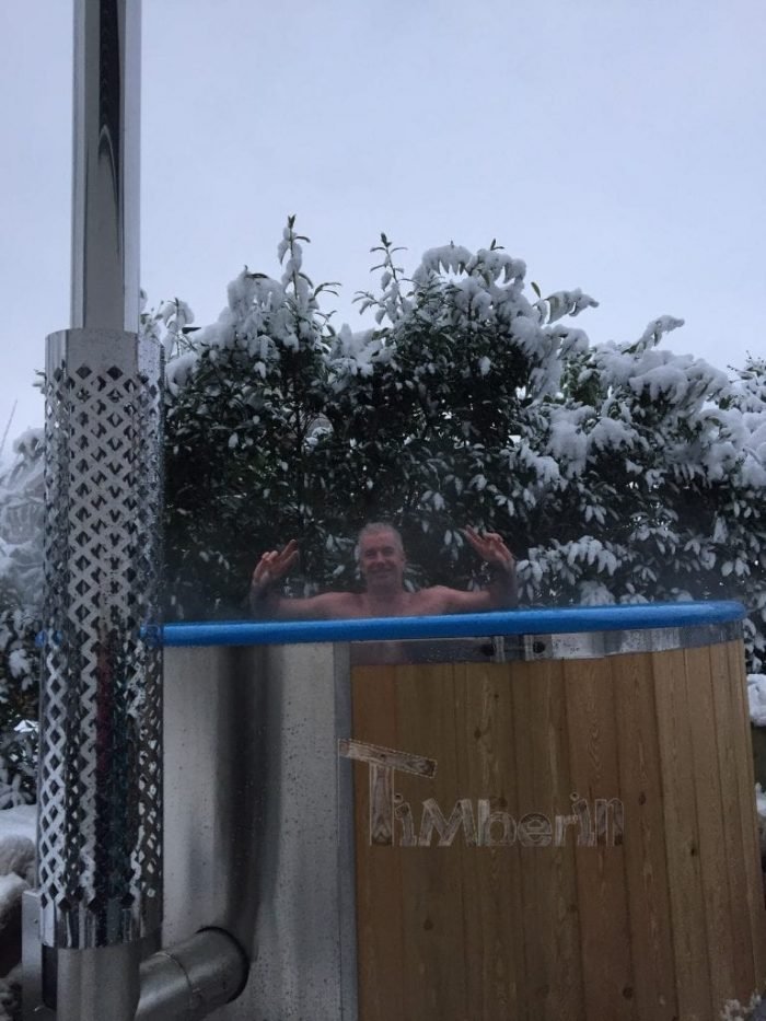 Badezuber GFK Lärche mit integriertem Ofen Wellness Deluxe, Heike, Oer-Erkenschwick, Deutschland 2 Badezuber GFK Lärche Mit Integriertem Ofen Wellness Deluxe, Heike, Oer Erkenschwick, Deutschland