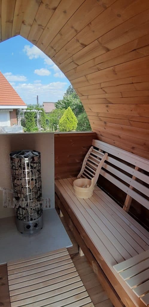 AUSSENSAUNA FÜR GARTEN IGLU DESIGN, Ingo und Britt, Gemeinde Angersdorf, Deutschland 2 AUSSENSAUNA FÜR GARTEN IGLU DESIGN, Ingo Und Britt, Gemeinde Angersdorf, Deutschland (1)