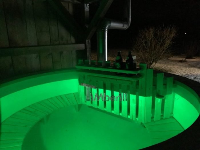 Badetonne mit Kunststoffeinsatz, Lorenz, Egling, Deutschland 3 Badetonne Mit Kunststoffeinsatz, Lorenz, Egling, Deutschland (1)