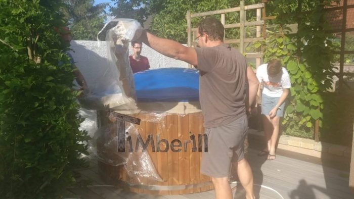 Badefass gfk Thermoholz mit integriertem Ofen Wellness Royal, Peter, Maria Anzbach, Österreich 18 Badefass Gfk Thermoholz Mit Integriertem Ofen Wellness Royal, Peter, Maria Anzbach, Österreich (17)