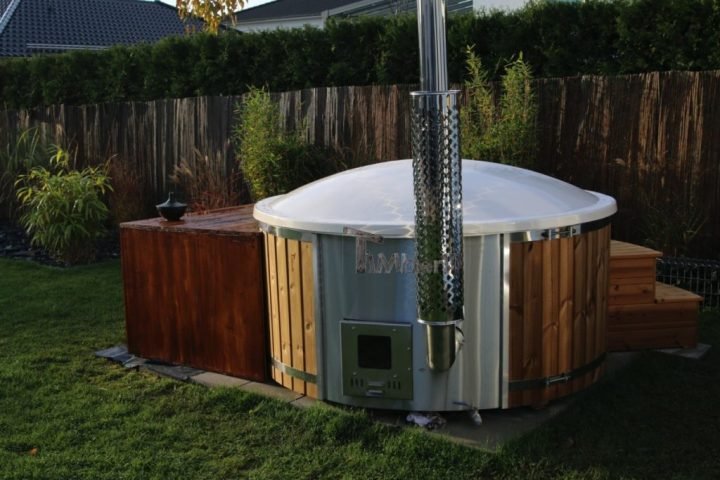 Nordischer badezuber