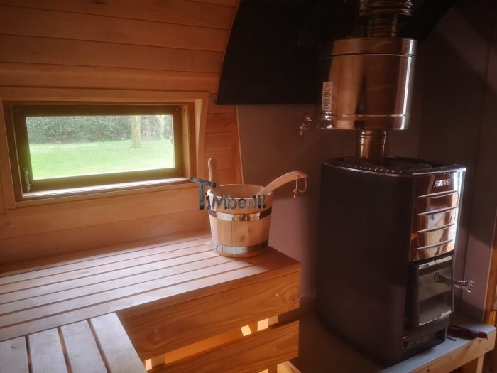 Fasssauna Mit Holzofen Oder Mit Elektrischer Heizung HARVIA, Christian, Kappelen, Schweiz (1)