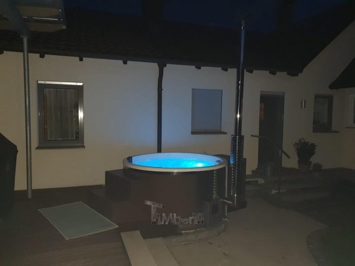 Badezuber Badefass GFK mit Smart Pelletofen WPC Verkleidung, Thorsten, Ihrlerstein, Deutschland 2 Badezuber Badefass GFK Mit Smart Pelletofen WPC Verkleidung, Maerz, Ihrlerstein, Deutschland (1)