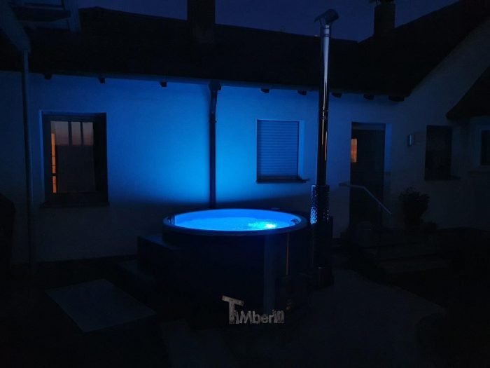 Badezuber Badefass GFK mit Smart Pelletofen WPC Verkleidung, Thorsten, Ihrlerstein, Deutschland 6 Badezuber Badefass GFK Mit Smart Pelletofen WPC Verkleidung, Maerz, Ihrlerstein, Deutschland (6)