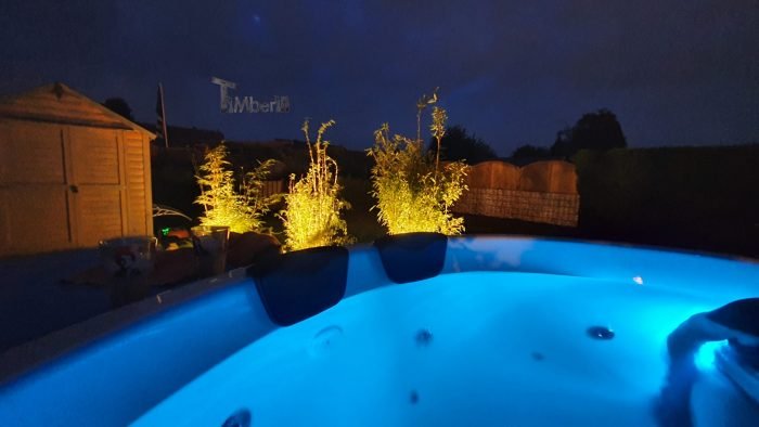 BADEZUBER BADEFASS GFK MIT SMART PELLETOFEN WPC VERKLEIDUNG, Sandra, Lübeck, Deutschland 4 BADEZUBER BADEFASS GFK MIT SMART PELLETOFEN WPC VERKLEIDUNG, Sandra, Lübeck, Deutschland (4)