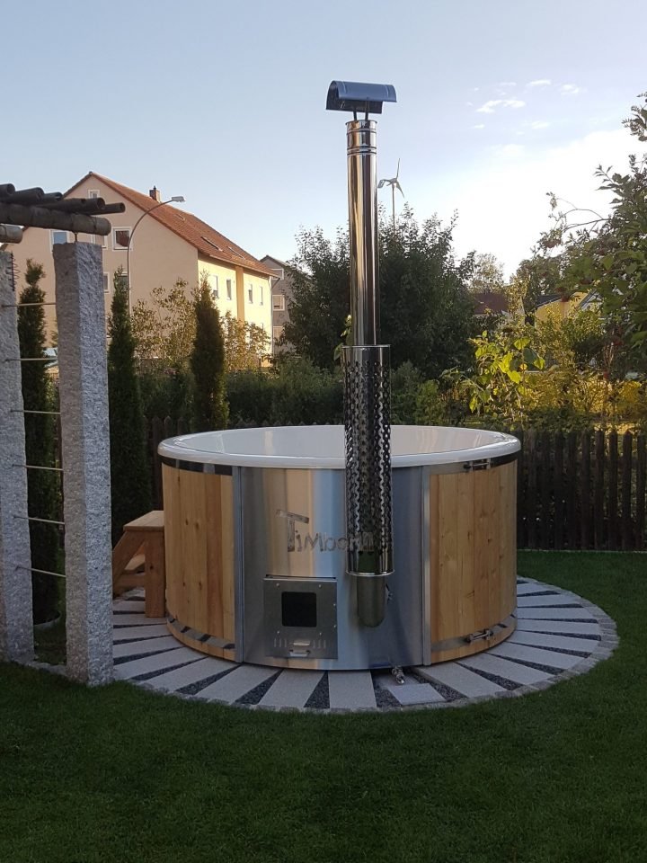 Badezuber GFK Lärche Mit Integriertem Ofen Wellness Deluxe, Stefan Und Daniela, Vilseck, Deutschland (1)