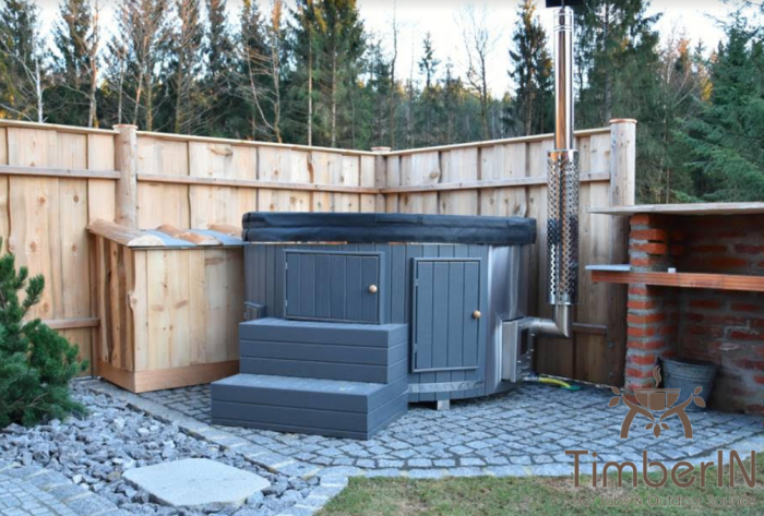 Badezuber Badefass GFK Mit WPC Verkleidung, Marion Und Rudolf, Arnbruck, Deutschland (2)