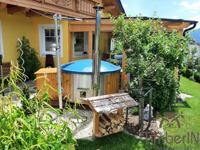 Badefass Badezuber Mit Whirlpool Wellness Royal, Markus Und Monika, Mitterberg, Österreich