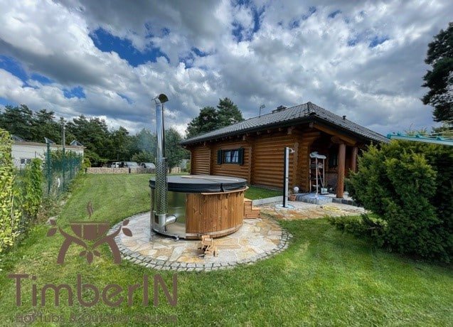 Badezuber Badefass Hot Tube Mit Whirlpool Holzofen – TimberIN Rojal (3)