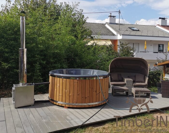 Badezuber Badefass Hot Tube mit Whirlpool Holzofen - TimberIN Rojal, Andrea, Wehr, Deutschland 2 Rhdr