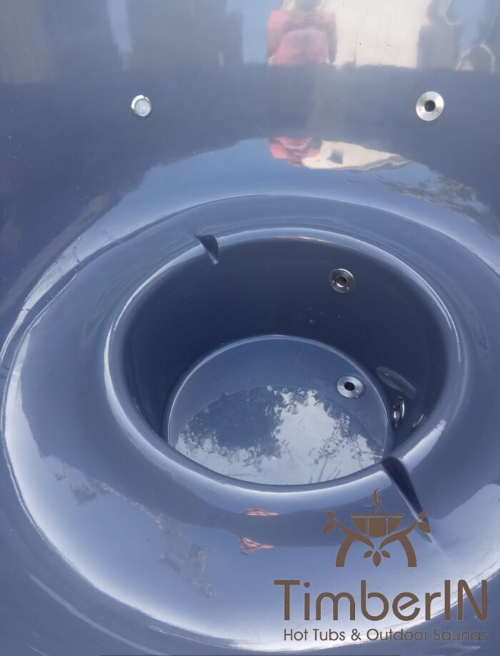 Badezuber GFK mit Aussenofen: Holzofen – Gasofen, Janine, Berlin, Germany 5 Badezuber GFK Mit Aussenofen Holzofen – Gasofen (2)