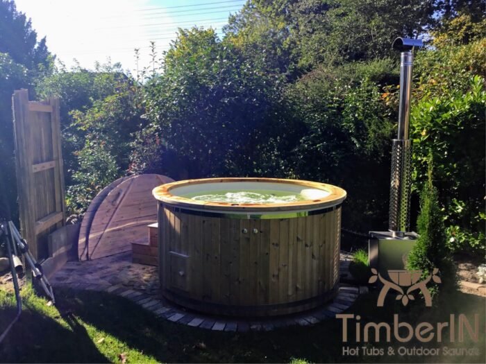 Badezuber GFK mit Aussenofen: Holzofen – Gasofen, Joachim, Barsbüttel, Germany 2 Badezuber GFK Mit Aussenofen Holzofen – Gasofen (2)