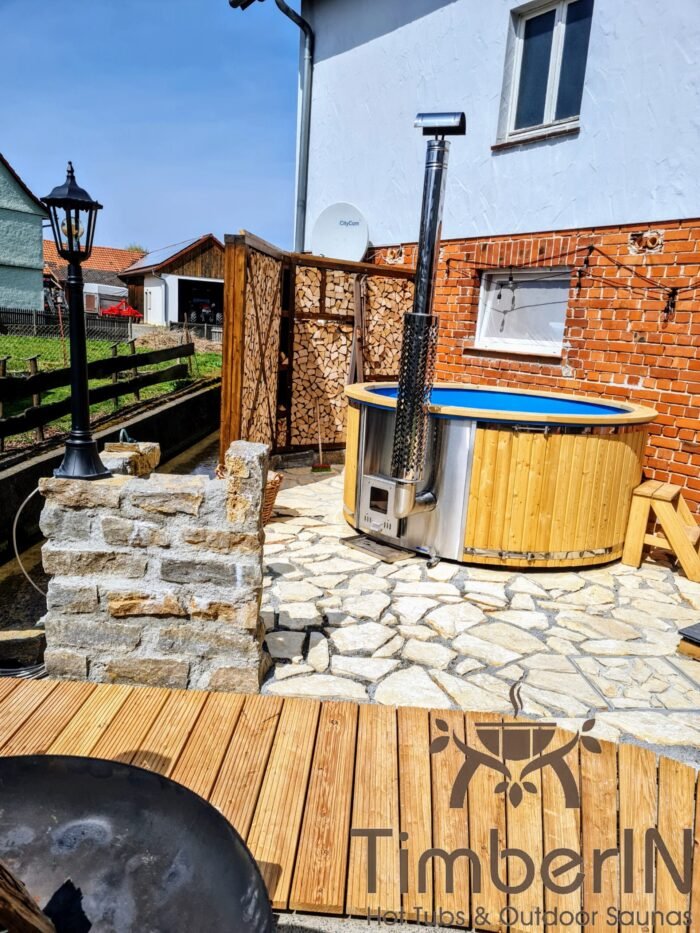 Badezuber GFK Lärche mit integriertem Ofen, Uwe, Lauterbach – Maar, Germany 7 Badezuber GFK Lärche Mit Integriertem Ofen (5)