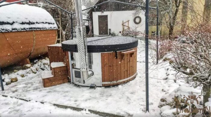 Badezuber Badefass Hot Tube Mit Whirlpool Holzofen – TimberIN Rojal (2)