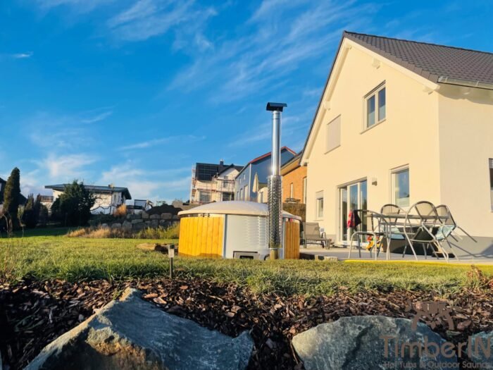 Badezuber GFK Lärche Mit Integriertem Ofen (2)