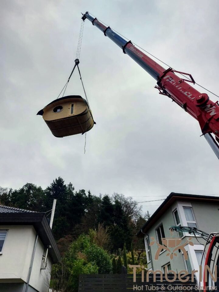 Ovale Aussensauna Fasssauna Hobbit (4)