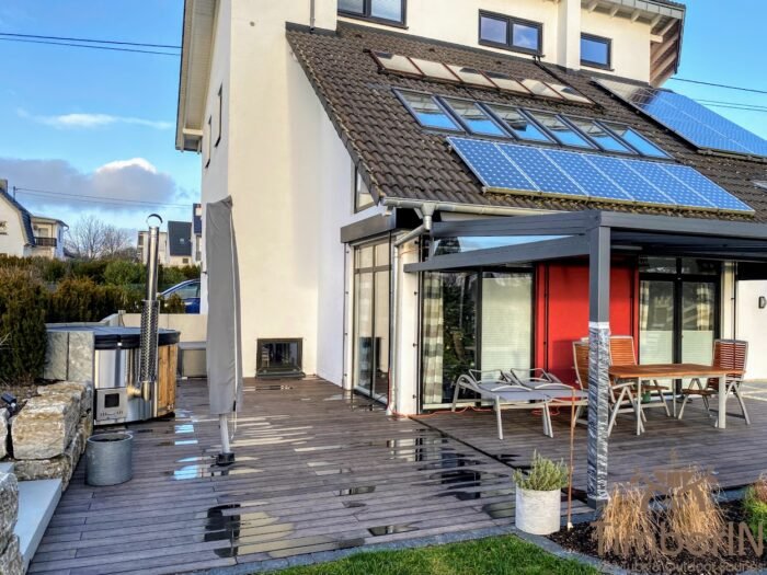 Badezuber Badefass Hot Tube Mit Whirlpool Holzofen – TimberIN Rojal (2)