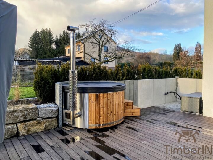 Badezuber Badefass Hot Tube Mit Whirlpool Holzofen – TimberIN Rojal (3)