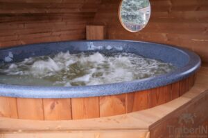 Ovale Außensauna Mit Integriertem Whirlpool (56)