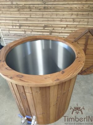 Small Hot Tub (13)