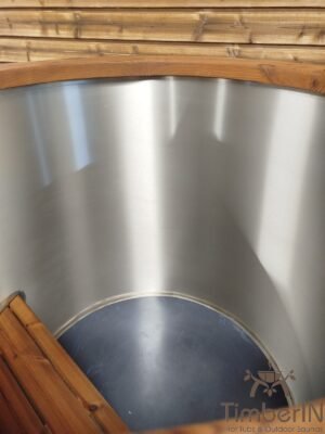 Small Hot Tub (4)