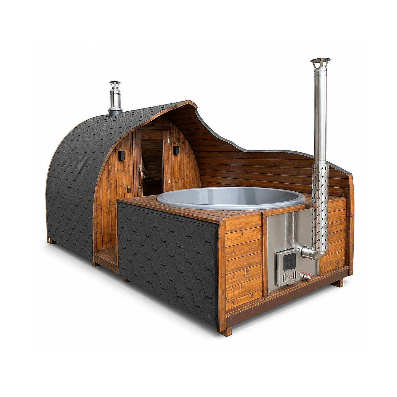 TimberIN Nordic Pod Duo™ 1 TimberIN Nordic Pod Duo™ – bogenförmige Pod-Sauna mit angeschlossenem quadratischem Badefass-Modul, grauem Einsatz, integriertem Edelstahl-Holzofen und Schornstein auf weißem Hintergrund.